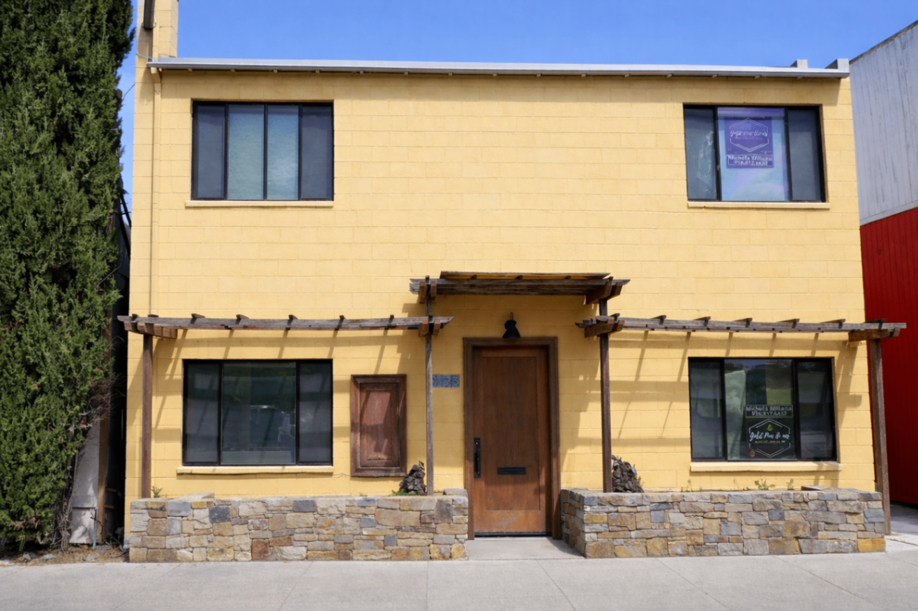 1823 San Carlos Ave front facade